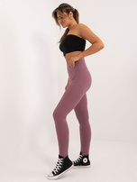 Brudnoróżowe prązkowane legginsy basic z wiskozy