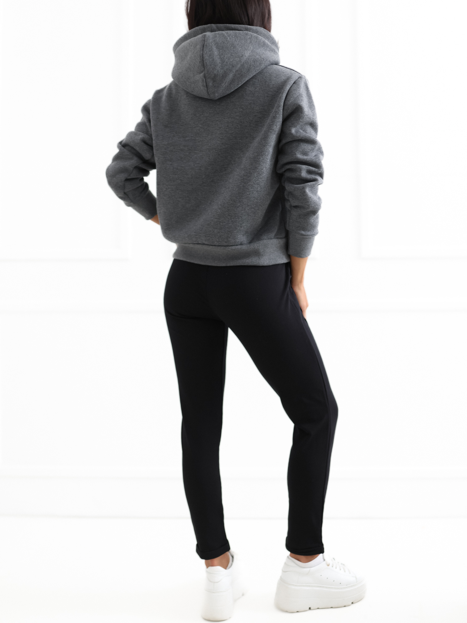 Ciemnoszara dresowa bluza basic z kapturem RUE PARIS