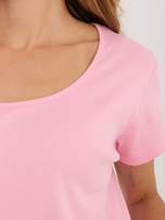 Jasnoróżowy dopasowany t-shirt basic RUE PARIS