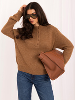 Camelowy damski sweter oversize z domieszką wełny