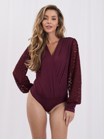 Bordowe eleganckie body z koronkowymi rękawami