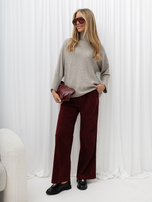Beżowy damski sweter basic z golfem