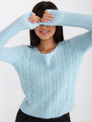 Jasnoniebieski damski sweter klasyczny w warkocze 