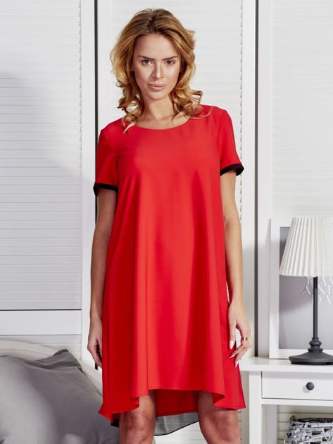 Trapezowa sukienka koktajlowa z tiulową wstawką czerwona
